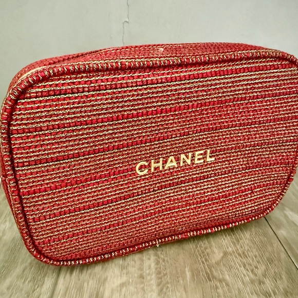 CHANEL Red and Gold Woven Makeup Bag 💄 Zip Around Travel bag NEW - Picture 1 of 12